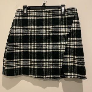 Abercrombie & Fitch Plaid Split Hem Skirt